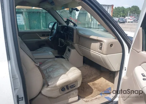 2002 Chevrolet Suburban 1500 Lt из США, поврежденный, VIN 3GNFK16ZX2G301459